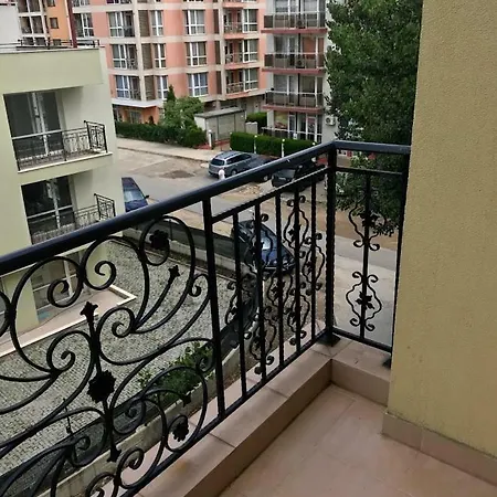 Магнолия Резиденс 3 * Sunny Beach
