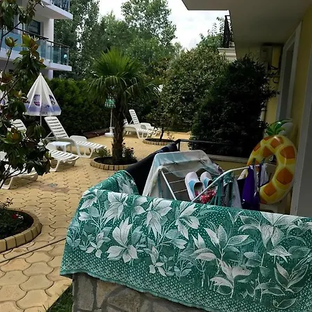 Магнолия Резиденс 3 Apartment Sunny Beach