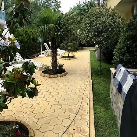 Магнолия Резиденс 3 Apartment