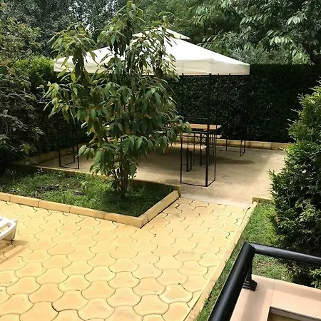 Apartment Магнолия Резиденс 3 *
